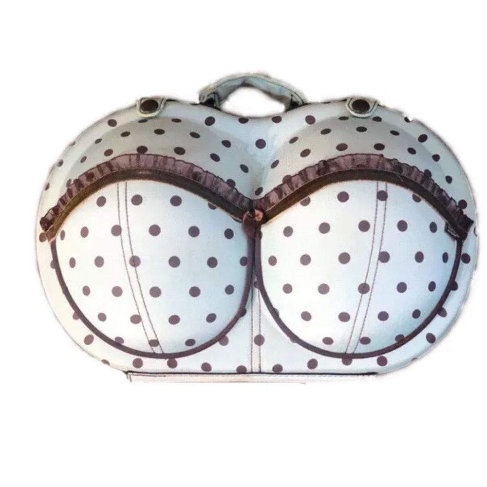 Bra(g) vintage bra holder